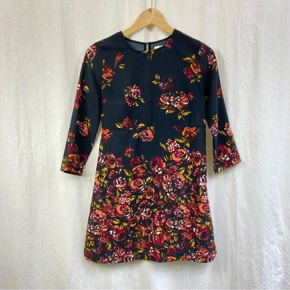 abercrombie and fitch black floral dress Abercrombie & Fitch Navy Blue Floral Dress Small SKU 000062 – Designers On  A Dime main image 1